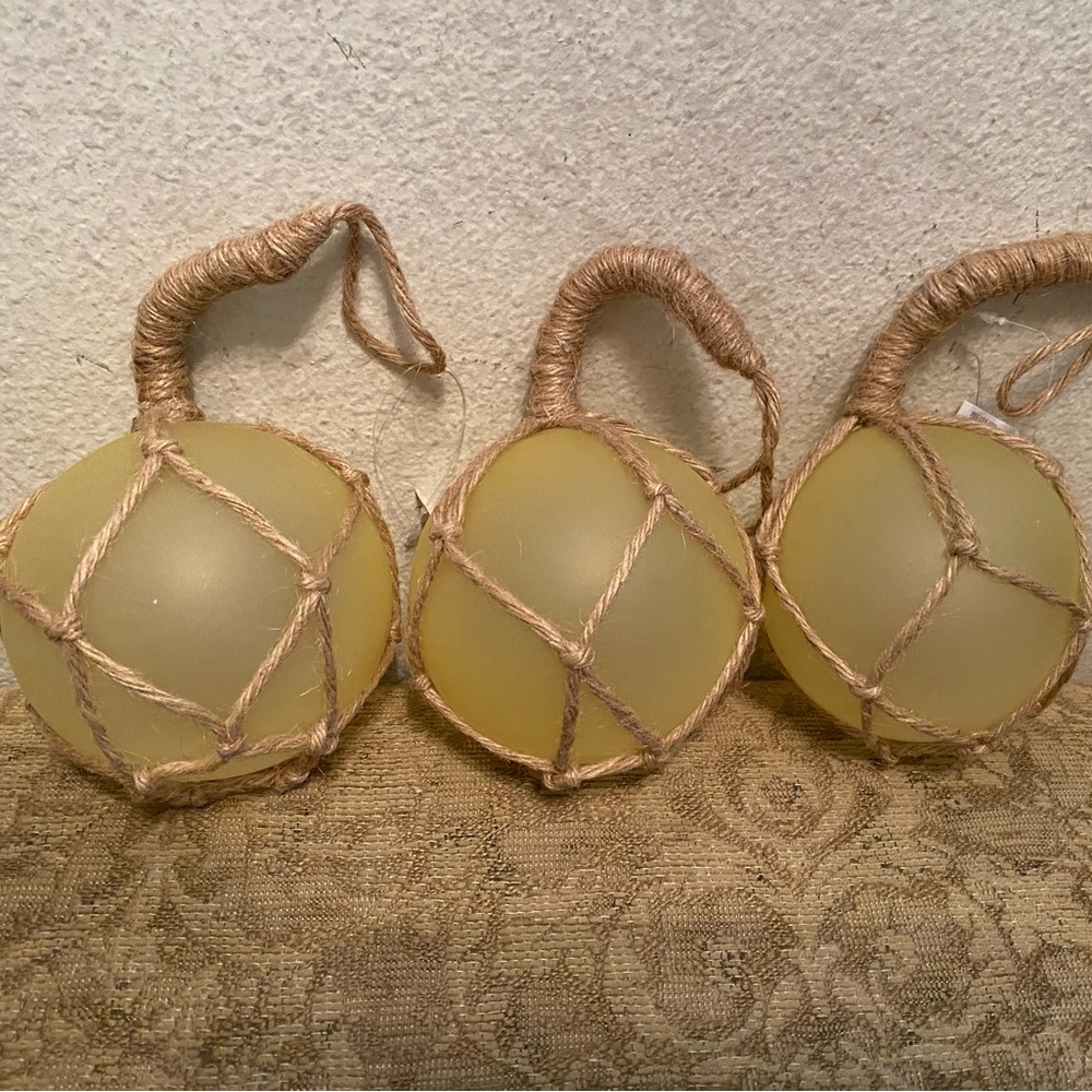 Dillards Frosted Glass Fishing Floats 3 Ornaments NWT